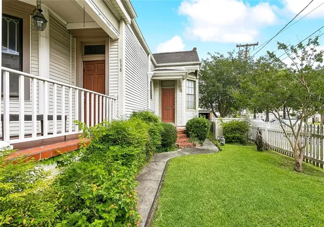 2nd image of 938 Franklin St, Gretna, LA 70053 | MLS# 2559618