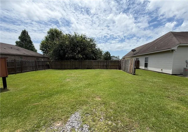 Photo 34 of Single family home for sale at 28441 Apple Blossom Ln, Ponchatoula, LA 70454 | MLS# 2559222 | Listing updated on 2026-09-01