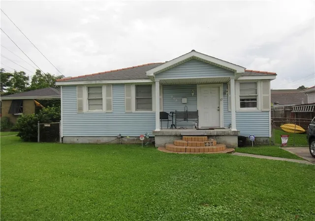 Photo 1 of Sale Pending at 205 Mandarin St, Metairie, LA 70005 | MLS# 2559835 | Listing updated on 2026-06-08