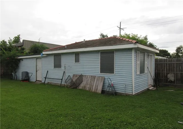 Photo 2 of Sale Pending at 205 Mandarin St, Metairie, LA 70005 | MLS# 2559835 | Listing updated on 2026-06-08