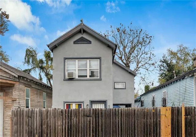 Listing Photo 5 - Condo for sale in building located at 2669 New Orleans St, New Orleans, LA 70119