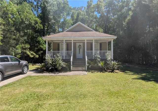 Photo 1 of Single family home for sale at 1415 Martin Luther King Jr Dr, Slidell, LA 70458 | MLS# 2560049 | Listing updated on 2026-07-16