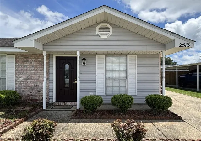 Photo 2 of Single family home for sale at 2513 Rue Jesann, Marrero, LA 70072 | MLS# 2559926 | Listing updated on 2026-08-28