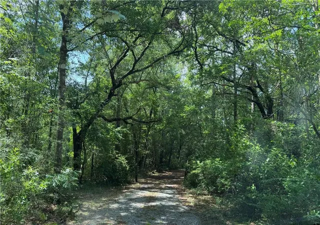 Homes for sale in Pearl River, LA | 37196 W Powerline St, Pearl River, LA 70452 | MLS# 2557797