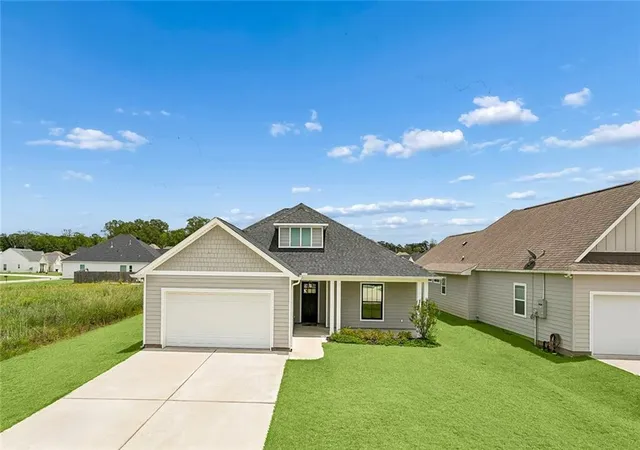 1st image of 1305 Abita River Dr, Covington, LA 70433 | MLS# 2560194