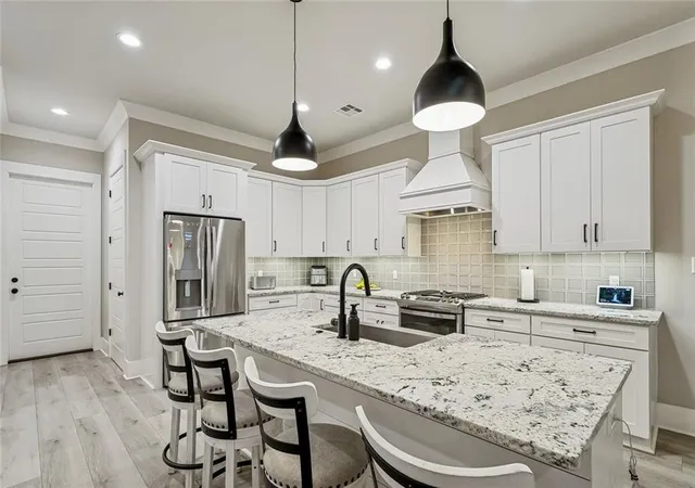 2nd image of 1305 Abita River Dr, Covington, LA 70433 | MLS# 2560194