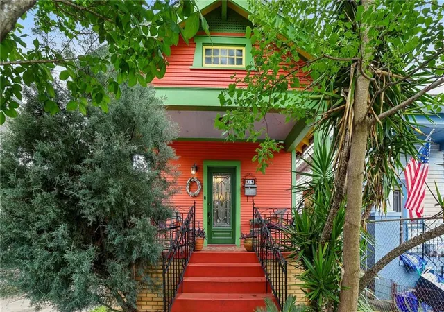 3rd image of 614 Ninth St, New Orleans, LA 70115 | MLS# 2560265