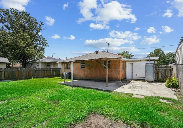 Photo 15 of Single family home for sale at 810 Gerry Dr, Kenner, LA 70062 | MLS# 2559742 | Listing updated on 2026-07-27