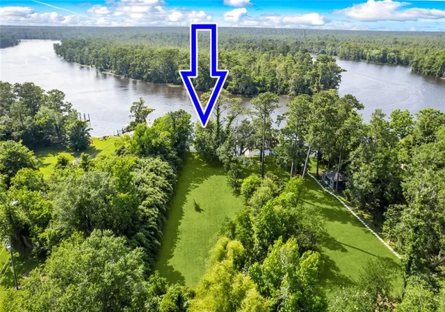 Photo 1 of Land for sale at A Deloaks Rd, Madisonville, LA 70447 | MLS# 2559774 | Listing updated on 2026-05-29