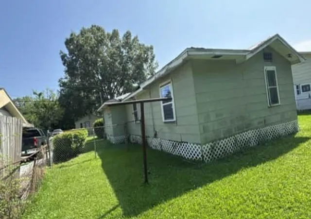 Homes for sale in Baton Rouge, LA | 2361 70th Ave, Baton Rouge, LA 70807 | MLS# 2560393