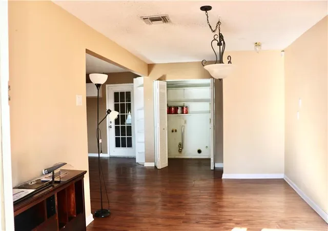 Homes for sale in La Place, LA | 1701 Glendale Dr, La Place, LA 70068 | MLS# 2560400