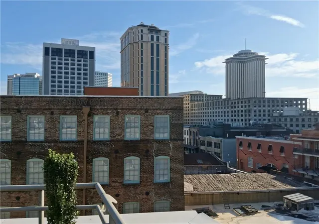 2nd image of 700 Commerce St, New Orleans, LA 70130