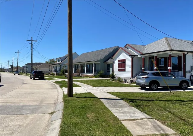 Photo 3 of Land for sale at 1956 Benjamin St, Arabi, LA 70032 | MLS# 2560413 | Listing updated on 2026-05-29