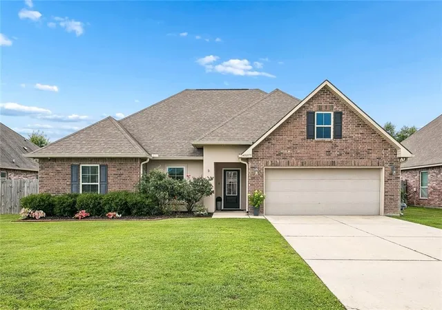 Homes for sale in Ponchatoula, LA | 42277 Broderick Ave, Ponchatoula, LA 70454 | MLS# 2560307