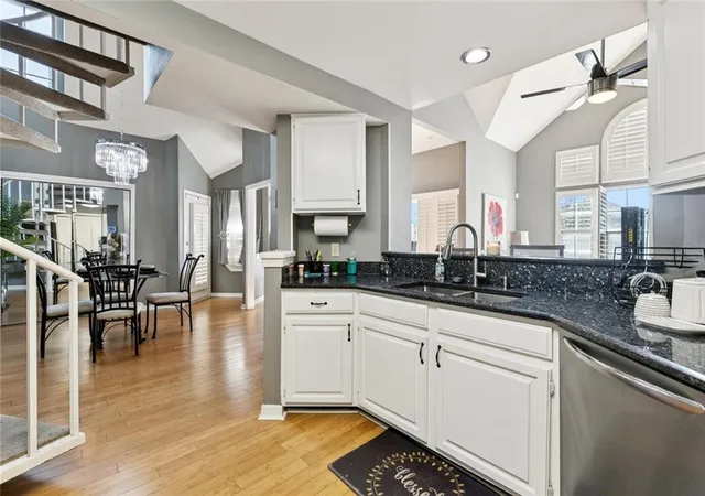 5th image of 3622 Audubon Trace, Jefferson, LA 70121