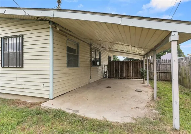 Homes for sale in Terrytown, LA | 402 Blossom St, Terrytown, LA 70056 | MLS# 2560501