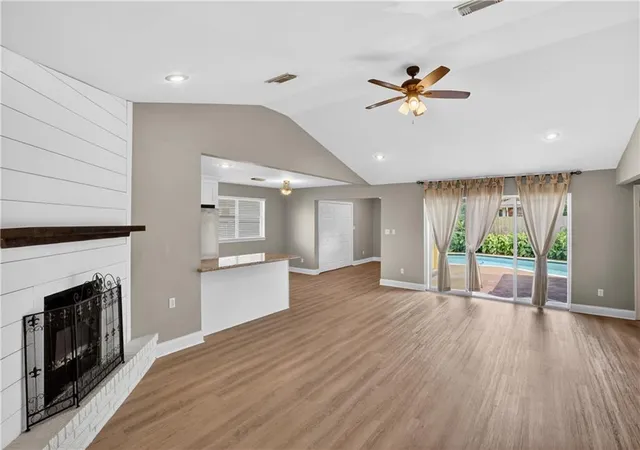 Homes for sale in Metairie, LA | 4800 Belle Dr, Metairie, LA 70006 | MLS# 2560375