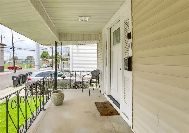 3rd image of 2425 Allen St, New Orleans, LA 70119 | MLS# 2560568