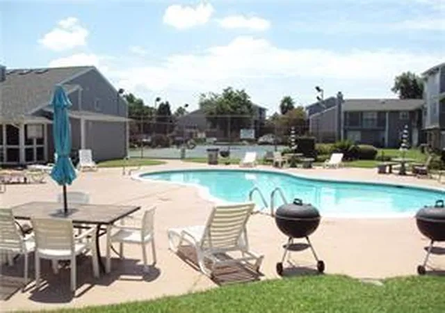 Homes for sale in Kenner, LA | 104 Avant Garde Circle, Kenner, LA 70065 | Houzeo