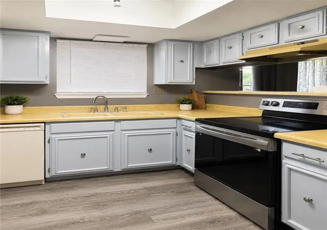 Photo 4 of Single family home for sale at 402 Longleaf Dr, Slidell, LA 70458 | MLS# 2560564 | Listing updated on 2026-05-31