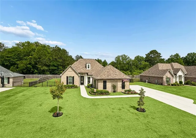2nd image of 213 Saw Grass Loop, Covington, LA 70435 | MLS# 2556730