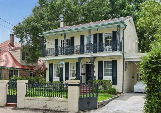 Photo 2 of Sale Pending at 1628 Dufossat St, New Orleans, LA 70115 | MLS# 2558549 | Listing updated on 2026-07-31