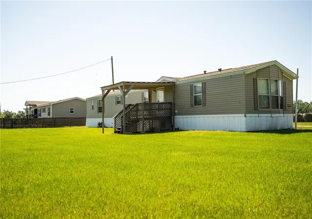 Homes for sale in Rayville, LA | 435 Smalling Rd, Rayville, LA 71269 | MLS# 2560795