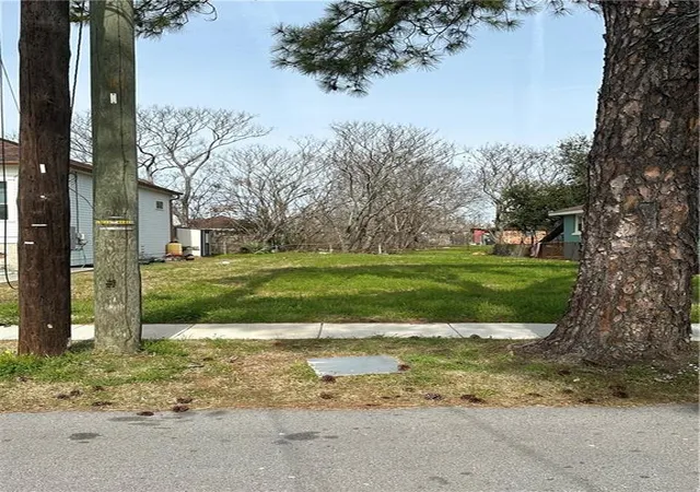 Photo 3 of Land for sale at 1265 Sere St, New Orleans, LA 70122 | MLS# 2560562 | Listing updated on 2026-06-01