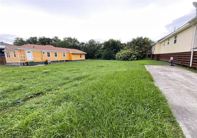 Homes for sale in New Orleans, LA | 5725 Saint Anthony Ave, New Orleans, LA 70122 | MLS# 2560880