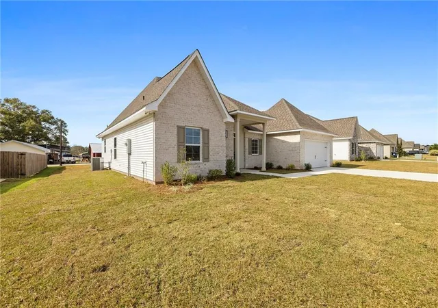 Homes for sale in Loranger, LA | 5502 Coyote Trail, Loranger, LA 70446 | MLS# 2560986