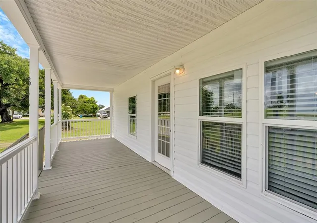Homes for sale in Luling, LA | 13561 River Rd, Luling, LA 70070 | MLS# 2561006