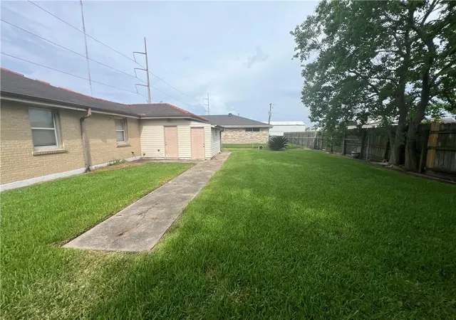 Homes for sale in Chalmette, LA | 204 W Prosper St, Chalmette, LA 70043 | MLS# 2561038