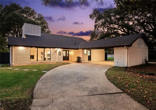 4th image of 8 Park Island Dr, New Orleans, LA 70122 | MLS# 2558877