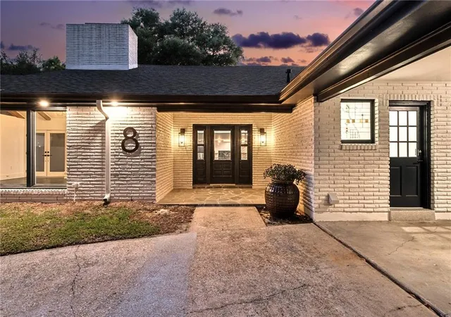 5th image of 8 Park Island Dr, New Orleans, LA 70122 | MLS# 2558877