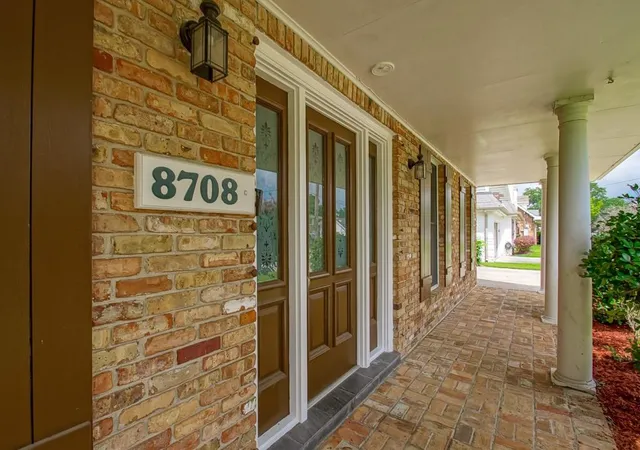 Photo 4 of Single family home for sale at 8708 Tanglewild Pl, New Orleans, LA 70123 | MLS# 2560704 | Listing updated on 2026-07-27