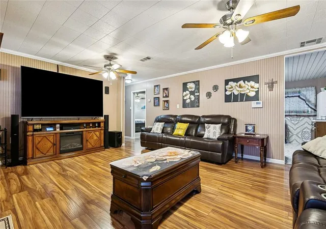 3rd image of 152 Felicia Dr, Westwego, LA 70094 | MLS# 2561228