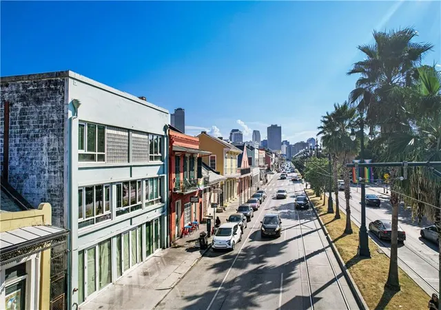 2nd image of 822 N Rampart St, New Orleans, LA 70116