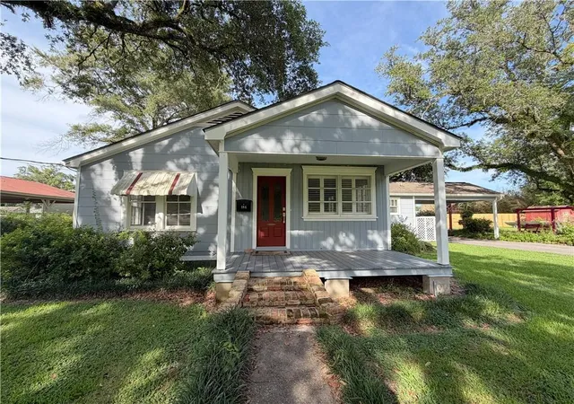 Homes for sale in Ponchatoula, LA | 146 N Third St, Ponchatoula, LA 70454 | MLS# 2561198