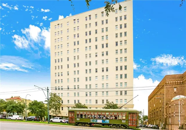1st image of 1205 St Charles Ave #1015, New Orleans, LA 70130 | MLS# 2561335