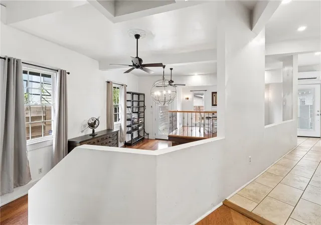 3rd image of 427 Arabella St, New Orleans, LA 70115 | MLS# 2561061