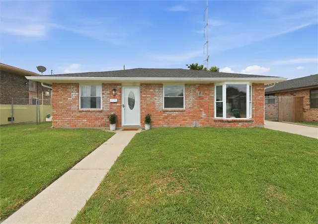 Homes for sale in Kenner, LA | 3705 Tulane Dr, Kenner, LA 70065 | MLS# 2561406