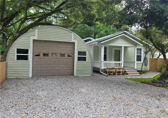 2nd image of 424 E Magee St, Covington, LA 70433 | MLS# 2561525