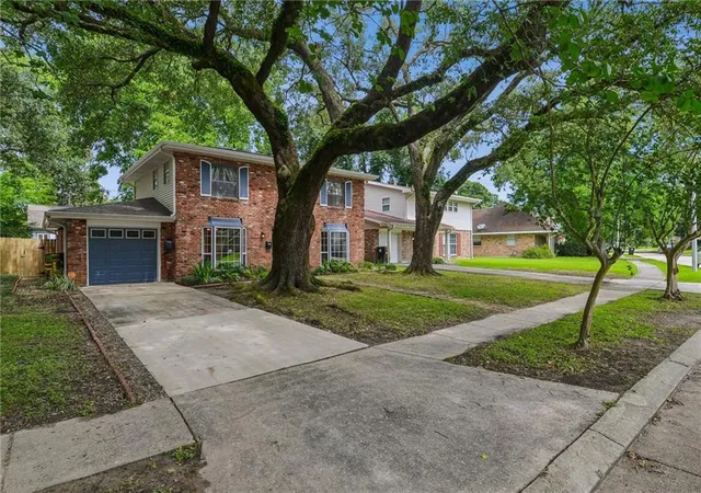 3rd image of 2821 Danbury Dr, New Orleans, LA 70131 | MLS# 2561255