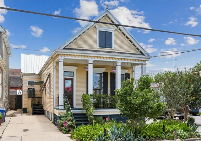 1st image of 3238 Banks St, New Orleans, LA 70119 | MLS# 2561054
