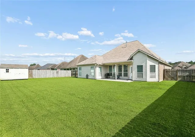 Homes for sale in Ponchatoula, LA | 24070 Laurel Oak Ave, Ponchatoula, LA 70454 | MLS# 2561242