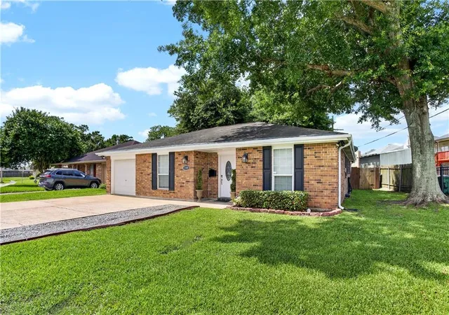 3rd image of 3300 Mount Laurel Dr, Gretna, LA 70056 | MLS# 2561634