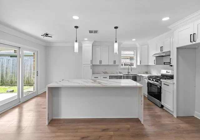 3rd image of 1717 Highland Ave, Metairie, LA 70001 | MLS# 2561173