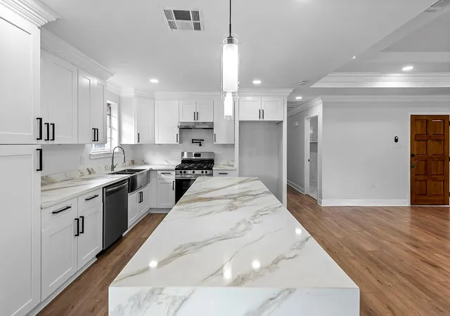 4th image of 1717 Highland Ave, Metairie, LA 70001 | MLS# 2561173