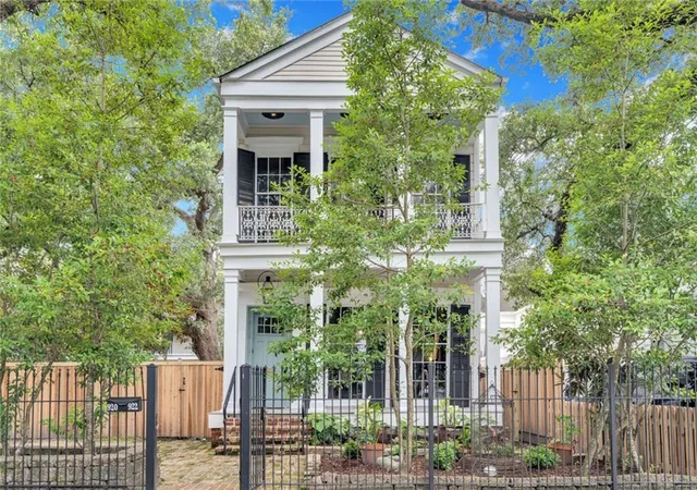 Homes for sale in New Orleans, LA | 922 Louisiana Ave, New Orleans, LA 70115 | MLS# 2560842
