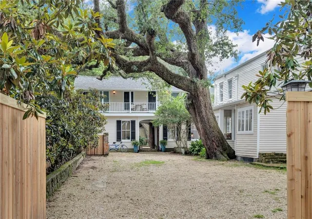 Homes for sale in New Orleans, LA | 922 Louisiana Ave, New Orleans, LA 70115 | MLS# 2560842